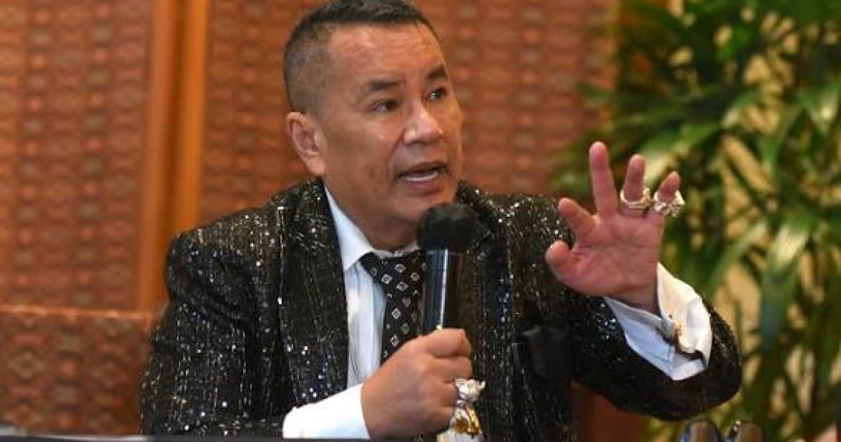Hotman Paris Mendampingi Raffi Ahmad dalam Klarifikasi Isu Dugaan Penyalahgunaan Wewenang di Bea Cukai