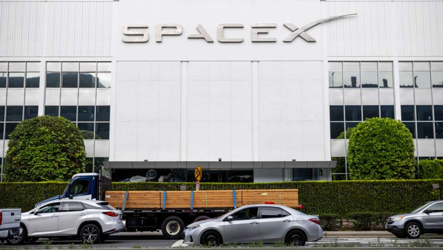 Dana Kekayaan Teluk Serbu IPO SpaceX, Suntikkan Miliaran Dolar untuk Ekspansi Teknologi Masa Depan