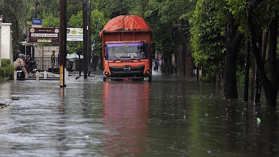 BNPB Rilis Rekap Bencana Akhir Pekan: Palopo Terendam Banjir, Lingga Dilanda Angin Kencang