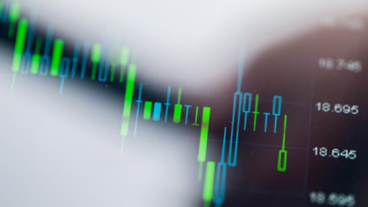 IHSG Cetak Reli Penutup Pekan di Level 6.000: Analisis Penggerak Utama dan Proyeksi Agenda Korporasi Mendatang