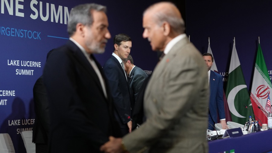 Dialog Krusial AS-Iran di Swiss: Mengurai Ketegangan Selat Hormuz dan Konflik Lebanon