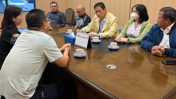 Pengawasan Pajak Diperketat: Menteri Keuangan Tinjau Langsung Pabrik Baja Asing di Pulogadung
