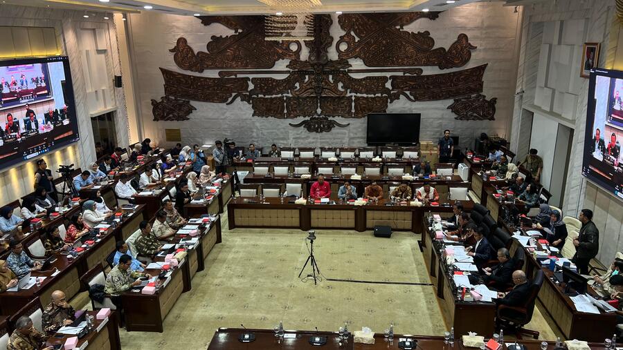 Fraksi Nasdem Soroti Deviasi Realisasi Kurs Rupiah dan Pertumbuhan Ekonomi di Sidang Paripurna DPR