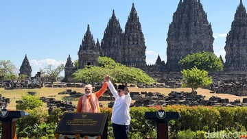 Foto: Presiden Prabowo mengapresiasi kunjungan PM India Modi ke Candi Prambanan (Eva Savitri/detikcom)