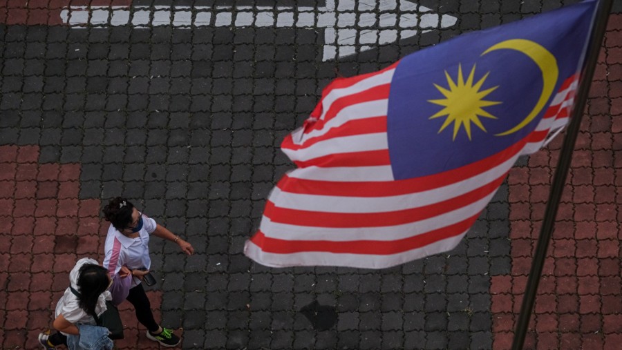 Kemenangan Gemilang Barisan Nasional di Johor, Koalisi PM Anwar Hadapi Tantangan Elektoral
