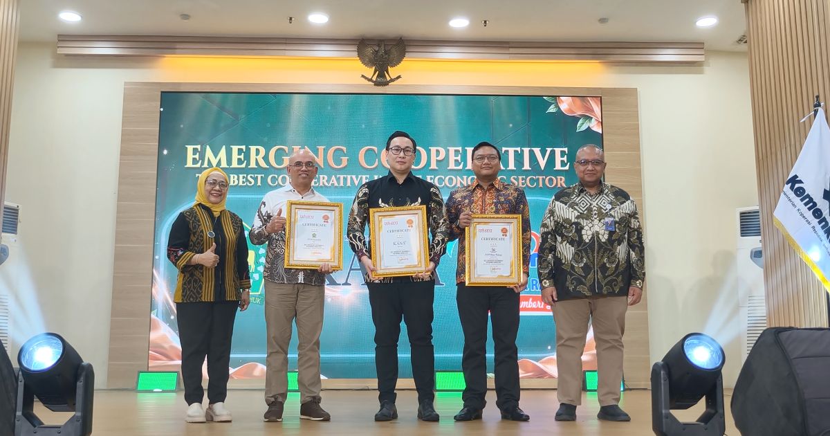 Koperasi Kana dianugerahi dua penghargaan prestisius dalam Best Cooperatives Sustainability Performance Award 2026 atas kinerja unggul di bidang ekonomi dan sosial. [Foto: ist]